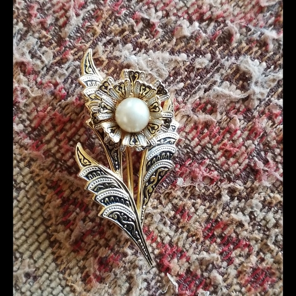 Damascene Flower Brooch Pin - Picture 1 of 8